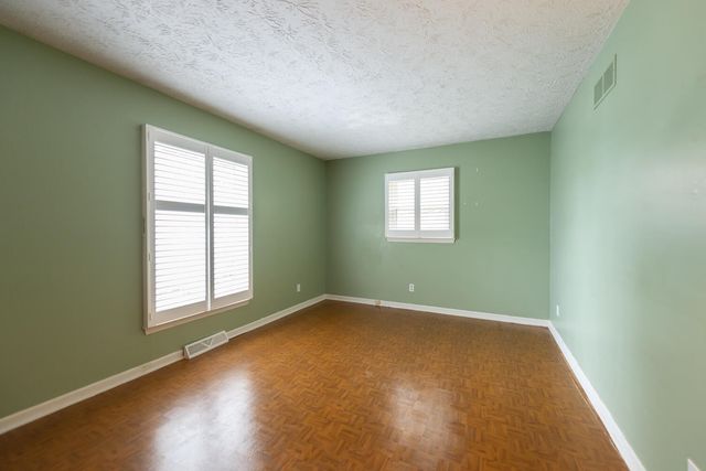 34 Timberlawn Circle, Frankfort, KY 40601