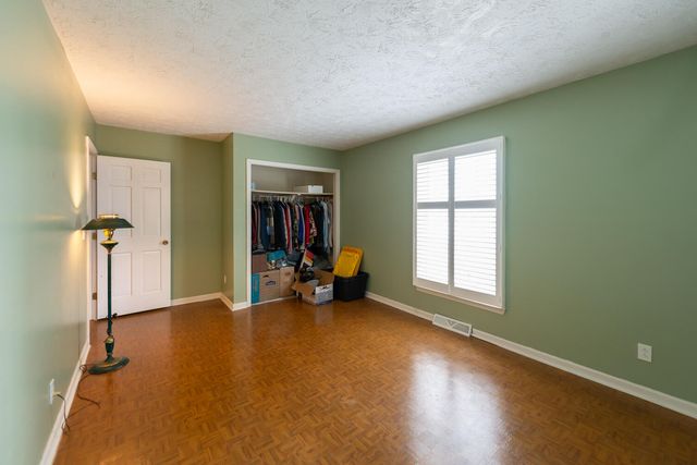 34 Timberlawn Circle, Frankfort, KY 40601