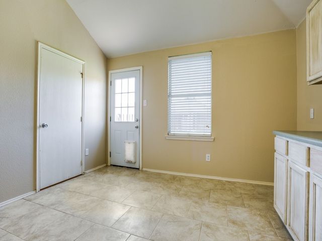 1223 Mockingbird Drive, Aubrey, TX 76227