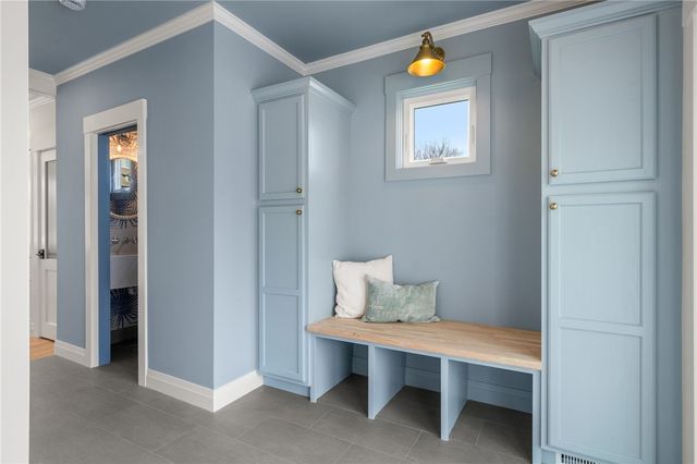 7 Wellington Avenue, Newport, RI 02840