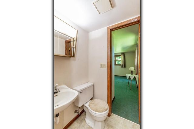 E8488 STAGE ROAD, New London, WI 54961