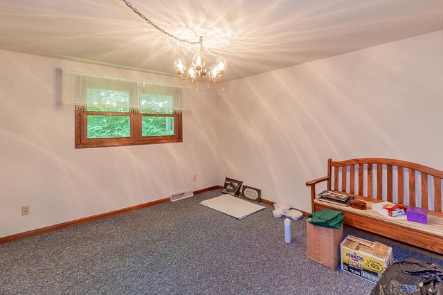 E8488 STAGE ROAD, New London, WI 54961