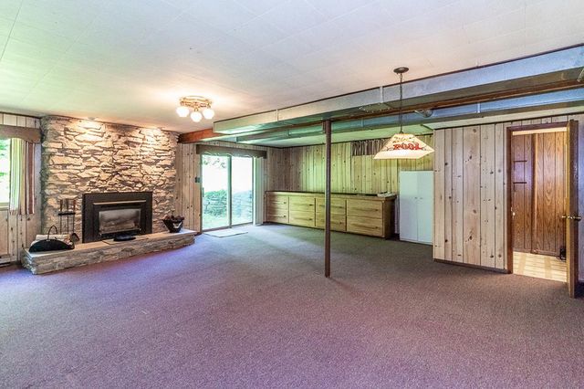 E8488 STAGE ROAD, New London, WI 54961