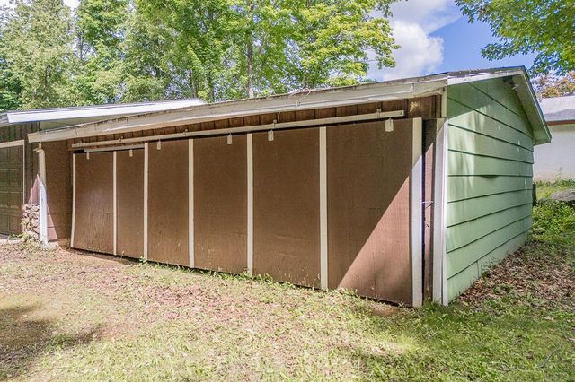E8488 STAGE ROAD, New London, WI 54961