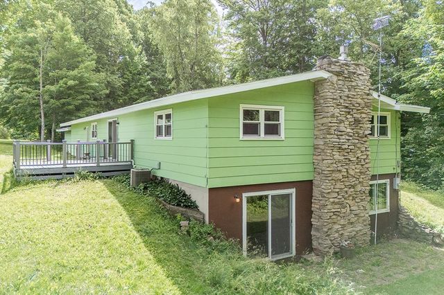 E8488 STAGE ROAD, New London, WI 54961