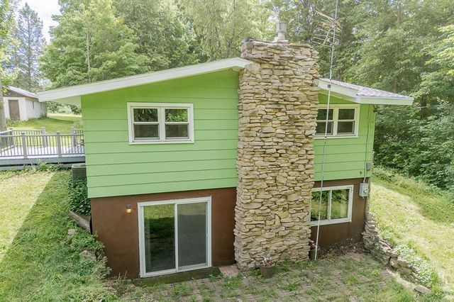 E8488 STAGE ROAD, New London, WI 54961
