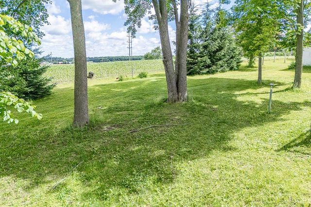E8488 STAGE ROAD, New London, WI 54961