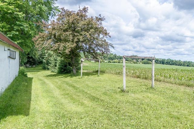 E8488 STAGE ROAD, New London, WI 54961
