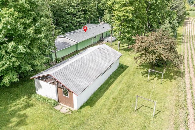 E8488 STAGE ROAD, New London, WI 54961