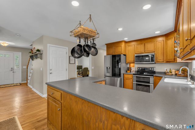 57 Hubbard Road, Haddam, CT 06438