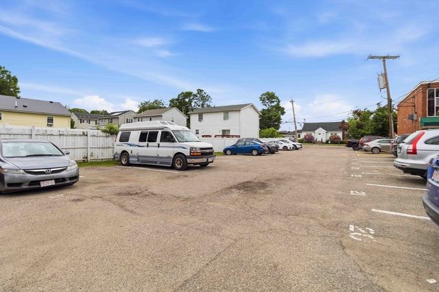 596 American Legion Hwy 3, Boston, MA 02131