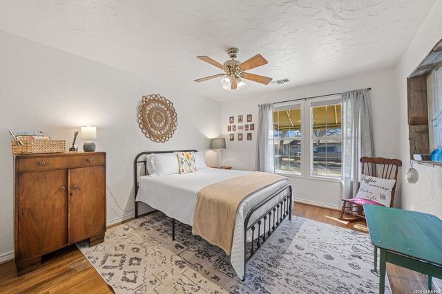 110 Beverly Drive, Fredericksburg, TX 78624