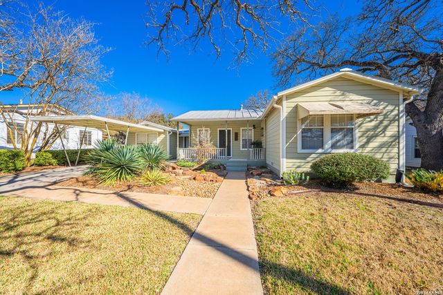 110 Beverly Drive, Fredericksburg, TX 78624