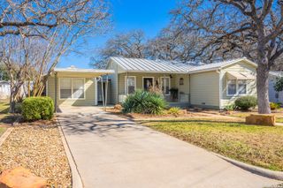 110 Beverly Drive, Fredericksburg, TX 78624