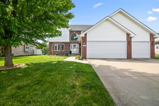 932 Coyote Trail, Manteno, IL 60950