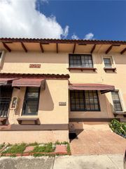 1790 SW 122nd Pl 102-X, Miami, FL 33175