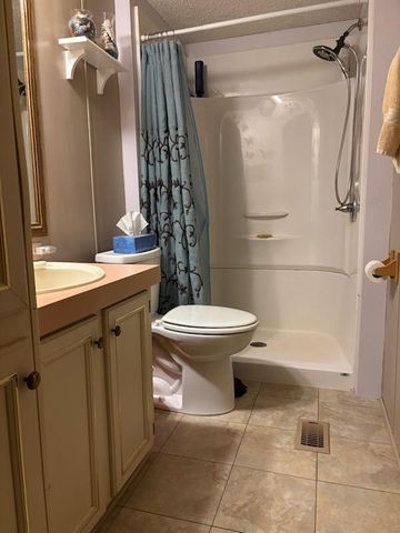 1985 N Pioneer Road, La Porte, IN 46350
