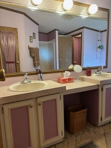 1985 N Pioneer Road, La Porte, IN 46350