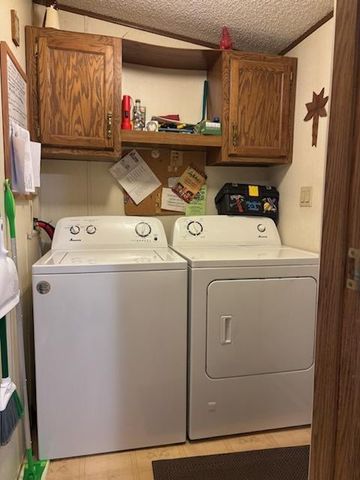 1985 N Pioneer Road, La Porte, IN 46350