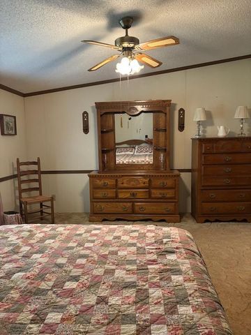 1985 N Pioneer Road, La Porte, IN 46350
