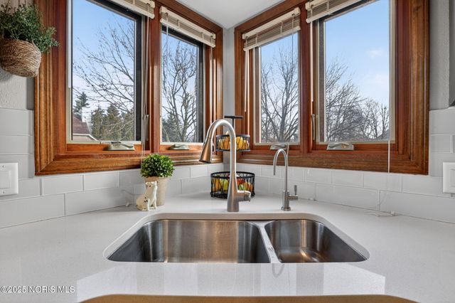 27344 Fort Meigs Road, Perrysburg, OH 43551