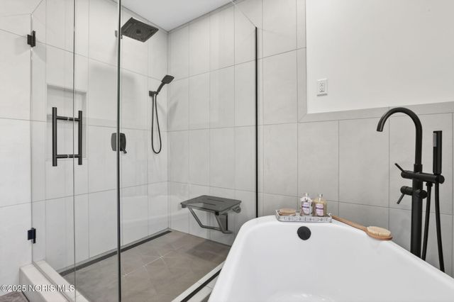 27344 Fort Meigs Road, Perrysburg, OH 43551