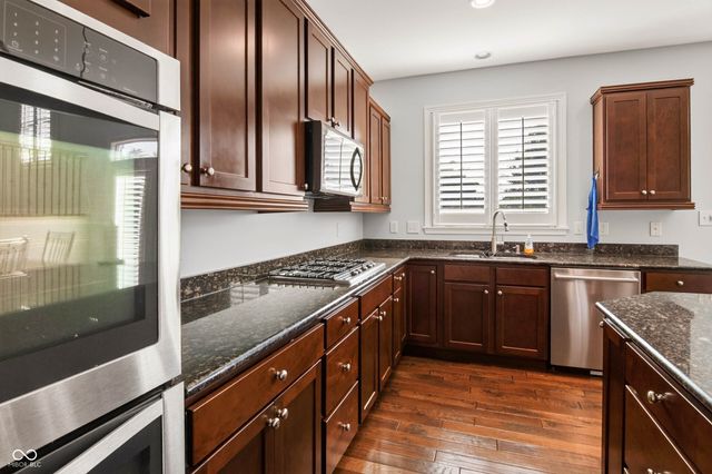 3271 Wildlife Trail, Zionsville, IN 46077
