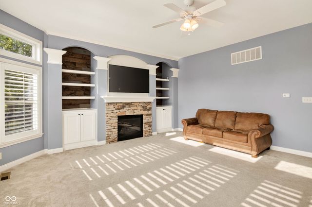 3271 Wildlife Trail, Zionsville, IN 46077