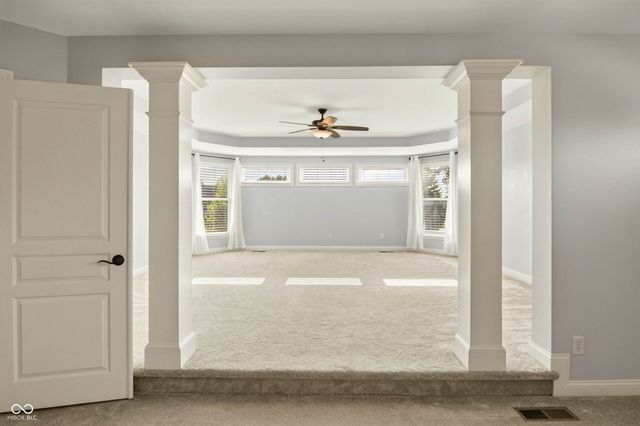 3271 Wildlife Trail, Zionsville, IN 46077
