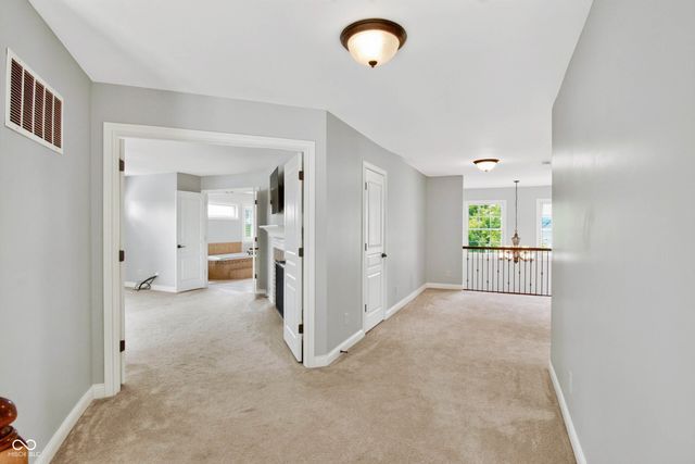 3271 Wildlife Trail, Zionsville, IN 46077