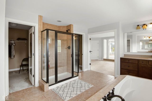 3271 Wildlife Trail, Zionsville, IN 46077