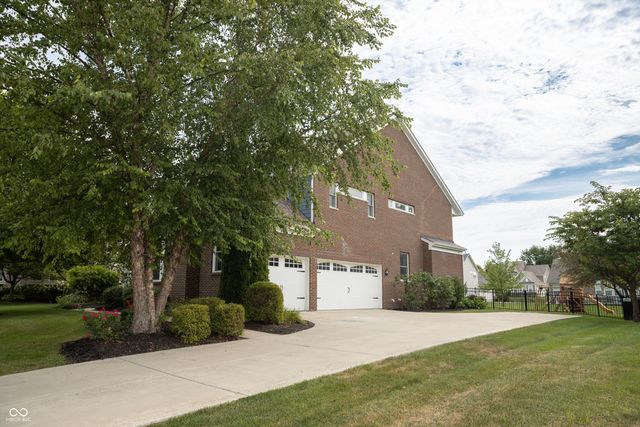 3271 Wildlife Trail, Zionsville, IN 46077