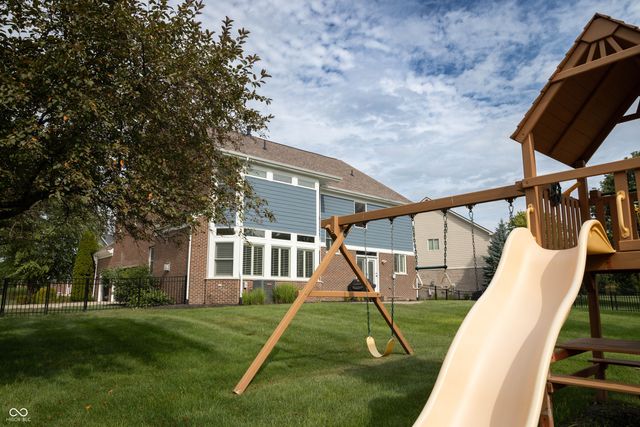 3271 Wildlife Trail, Zionsville, IN 46077