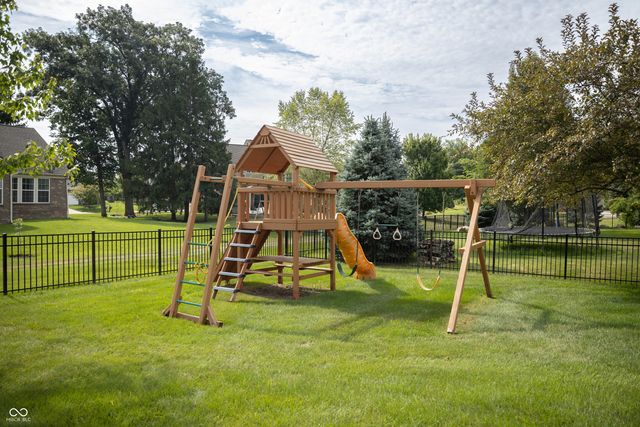 3271 Wildlife Trail, Zionsville, IN 46077