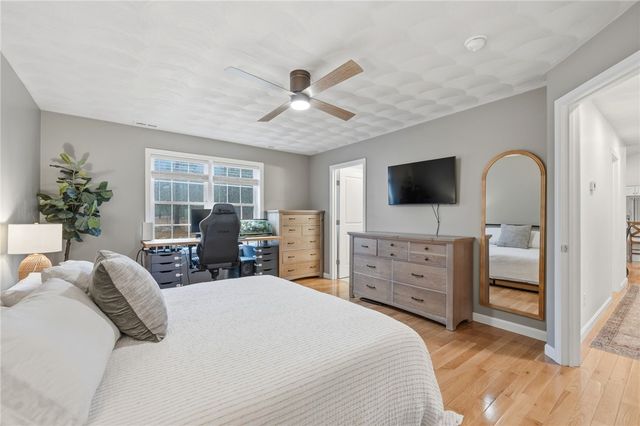 380 Ledge Road, Coventry, RI 02816