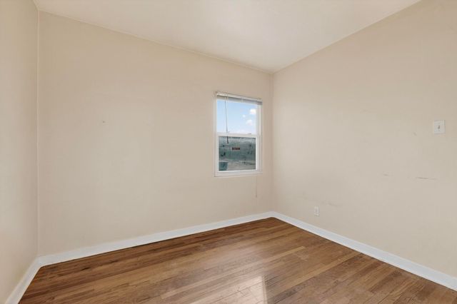 2410 Commercial Street NE, Albuquerque, NM 87122