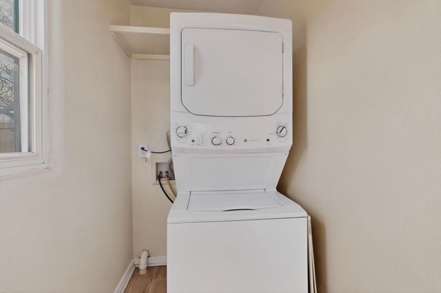 2410 Commercial Street NE, Albuquerque, NM 87122