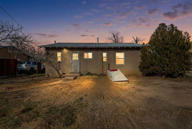 2410 Commercial Street NE, Albuquerque, NM 87122