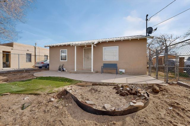 2410 Commercial Street NE, Albuquerque, NM 87122