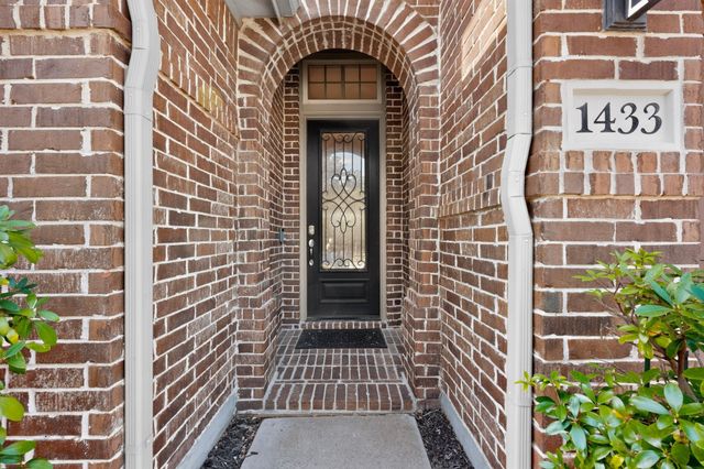 1433 Cherry Blossom Lane, Celina, TX 75078