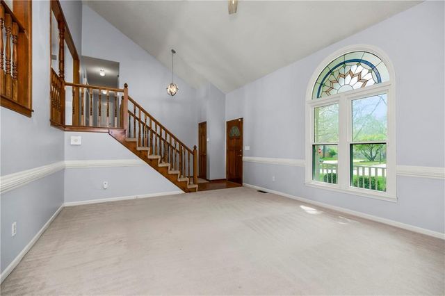 960 Ellis Street, Liberty, MO 64068