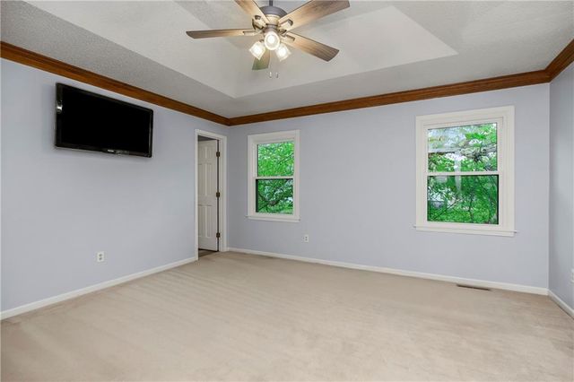 960 Ellis Street, Liberty, MO 64068
