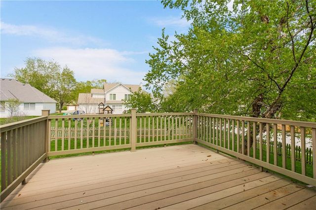 960 Ellis Street, Liberty, MO 64068