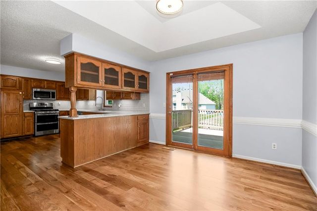 960 Ellis Street, Liberty, MO 64068