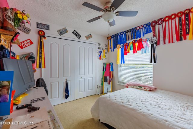 429 TWIN OAKS Lane, St. Johns, FL 32259