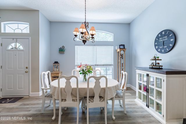 429 TWIN OAKS Lane, St. Johns, FL 32259