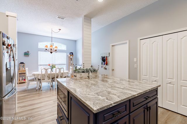 429 TWIN OAKS Lane, St. Johns, FL 32259