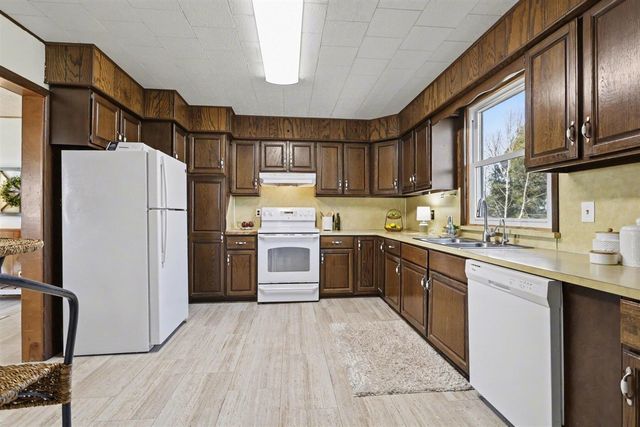 6629 N Branch Road, Benton Harbor, MI 49022