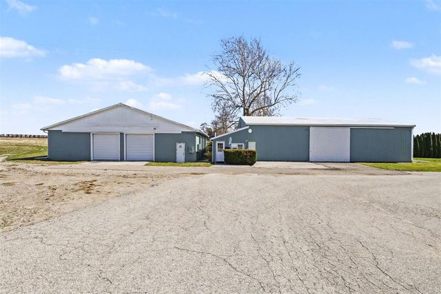 6629 N Branch Road, Benton Harbor, MI 49022