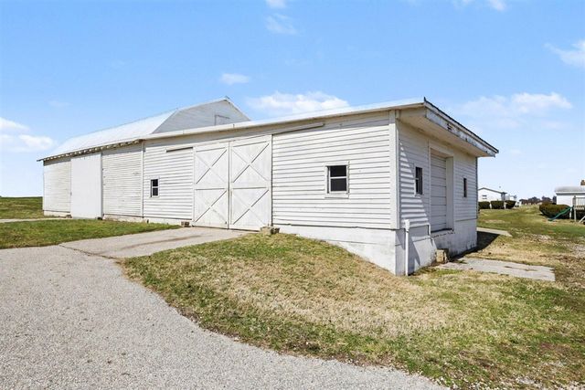 6629 N Branch Road, Benton Harbor, MI 49022